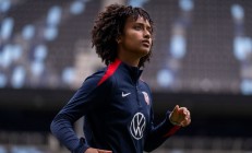 世俱杯投注:消息来源：USWNT的Lily Yohannes即将从阿贾克斯转会到里昂