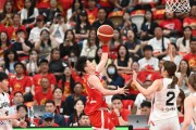 世俱杯外围:“双塔”闪光 中国女篮热身赛击败日本队